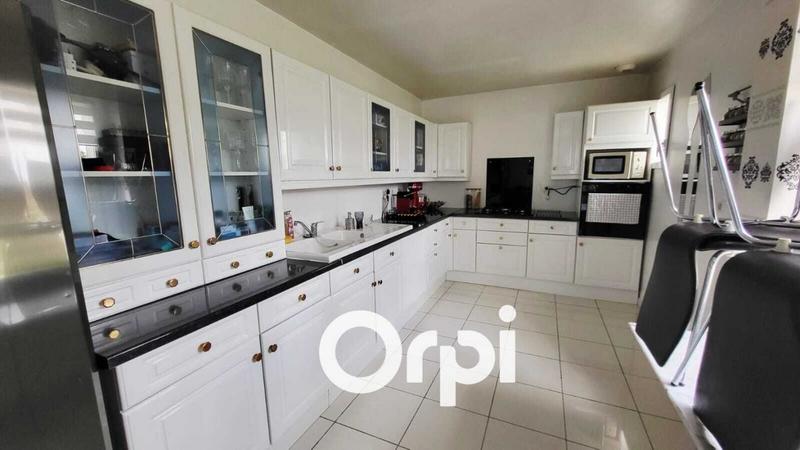 Maison - 155 m² - 6 pièces