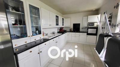 Maison - 155 m² - 6 pièces