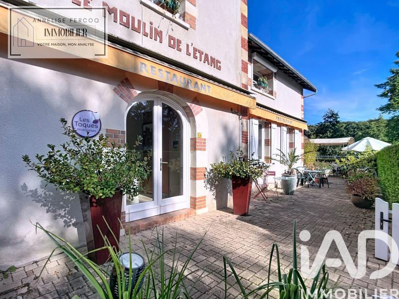 Maison - 390 m² - 13 pièces