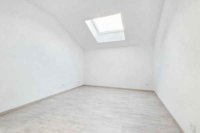 Maison - 103 m² - 4 pièces