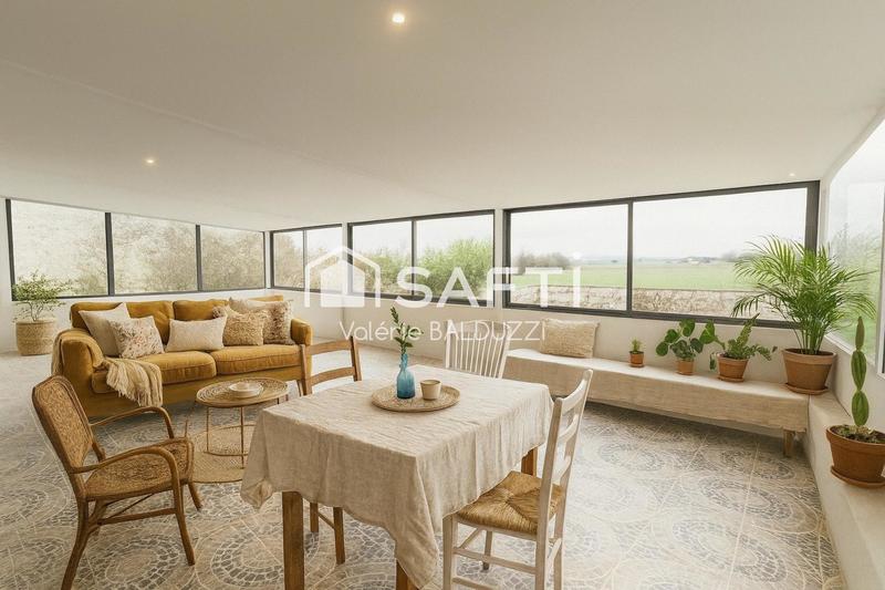 Maison - 250 m² - 8 pièces