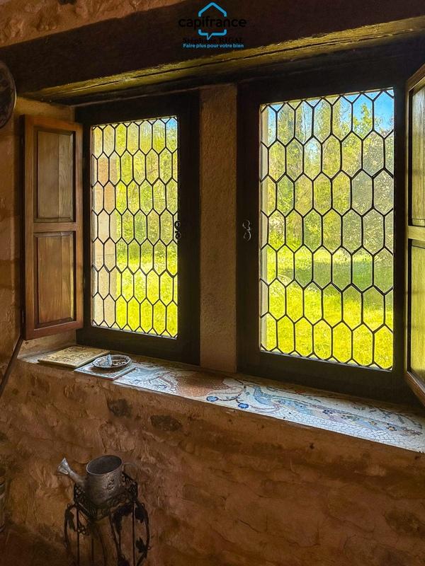 Propriété - 230 m² - 7 pièces