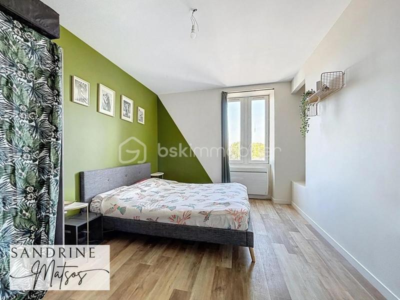 Maison ancienne - 186 m² - 6 pièces