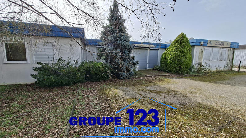 Local commercial - 212 m² - 7 pièces