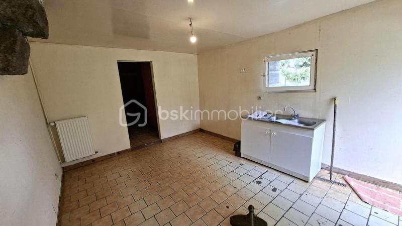 Maison en pierre - 107 m² - 6 pièces