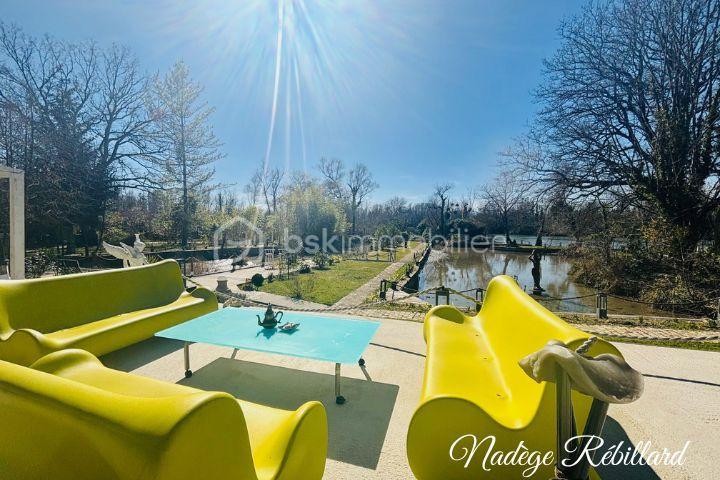 Propriété - 200 m² - 9 pièces