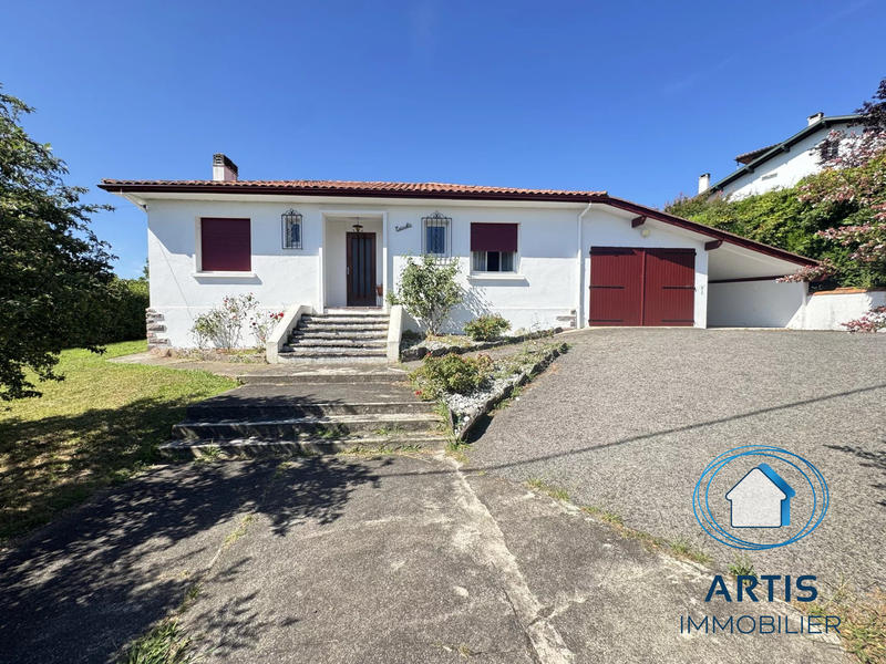 Maison - 105 m² - 5 pièces