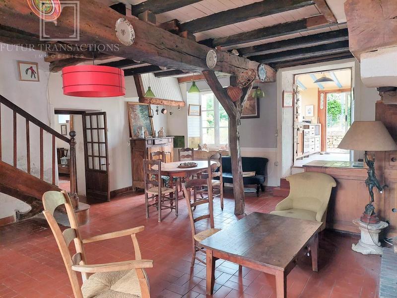 Maison - 390 m² - 16 pièces