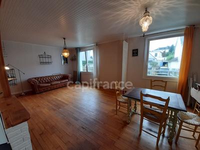 Maison - 83 m² - 4 pièces