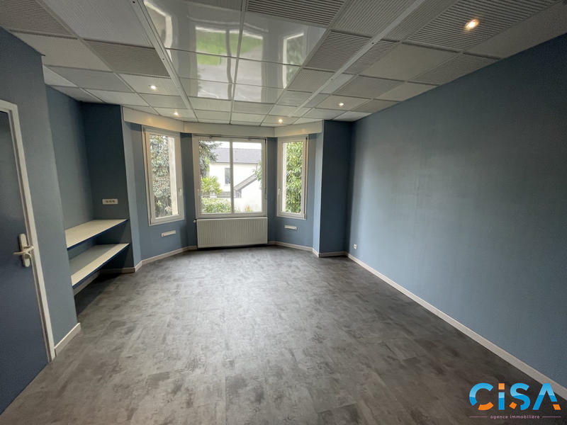 Maison - 265 m² - 10 pièces