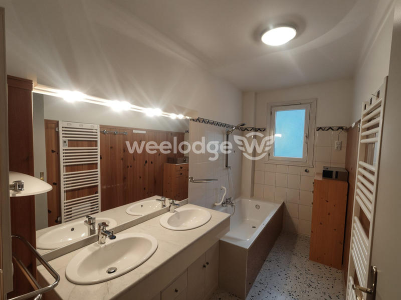 Appartement - 85 m² - 3 pièces