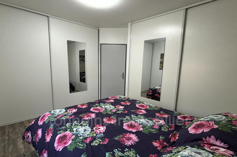 Maison - 270 m² - 8 pièces