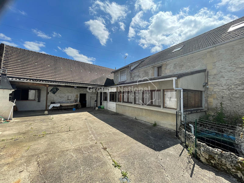 Maison - 180 m² - 6 pièces