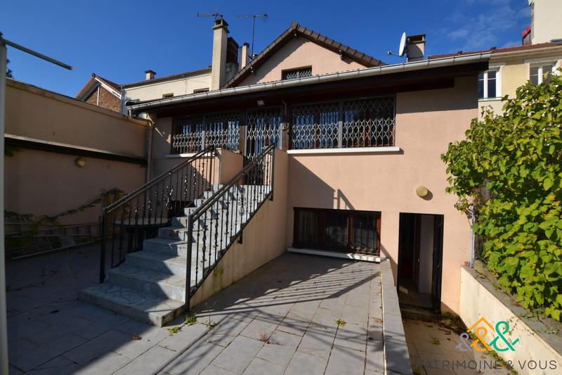 Maison traditionnelle - 167 m² - 6 pièces