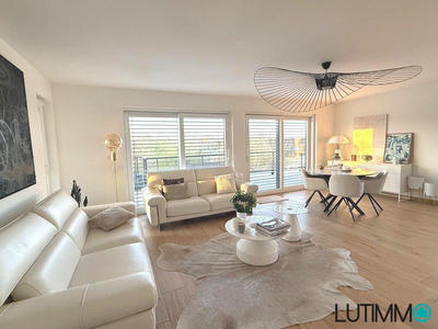 Appartement - 102 m² - 3 pièces