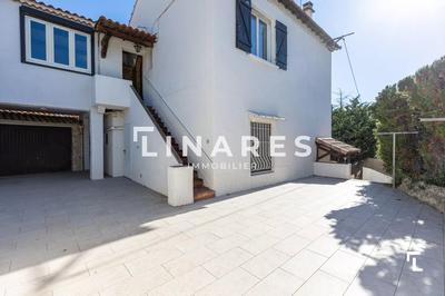 Appartement - 82 m² - 3 pièces