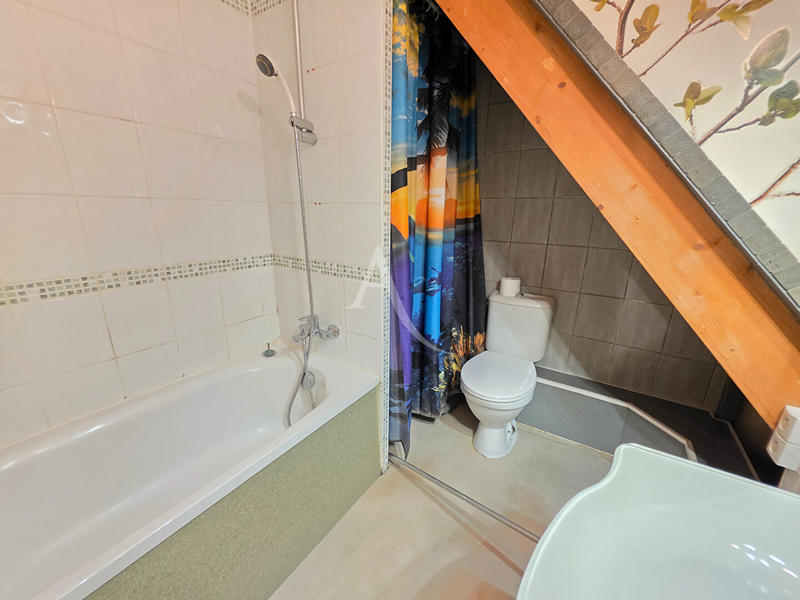 Maison - 79 m² - 4 pièces