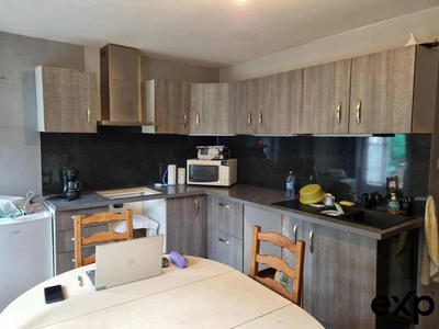 Maison - 198 m² - 10 pièces