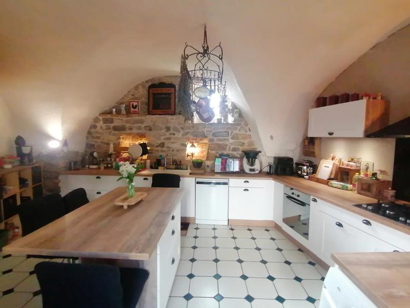 Maison - 166 m² - 7 pièces