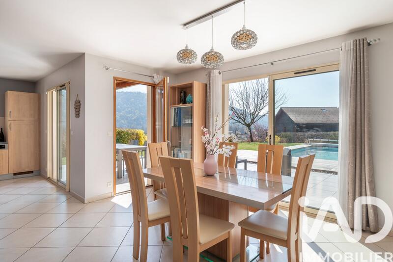 Maison - 160 m² - 5 pièces