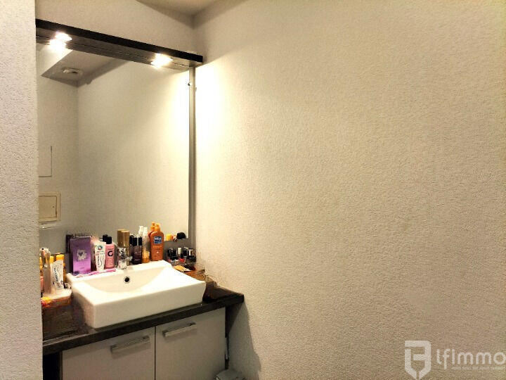 Studio - 27 m² - 1 pièce