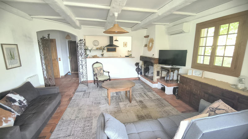 Villa - 90 m² - 4 pièces