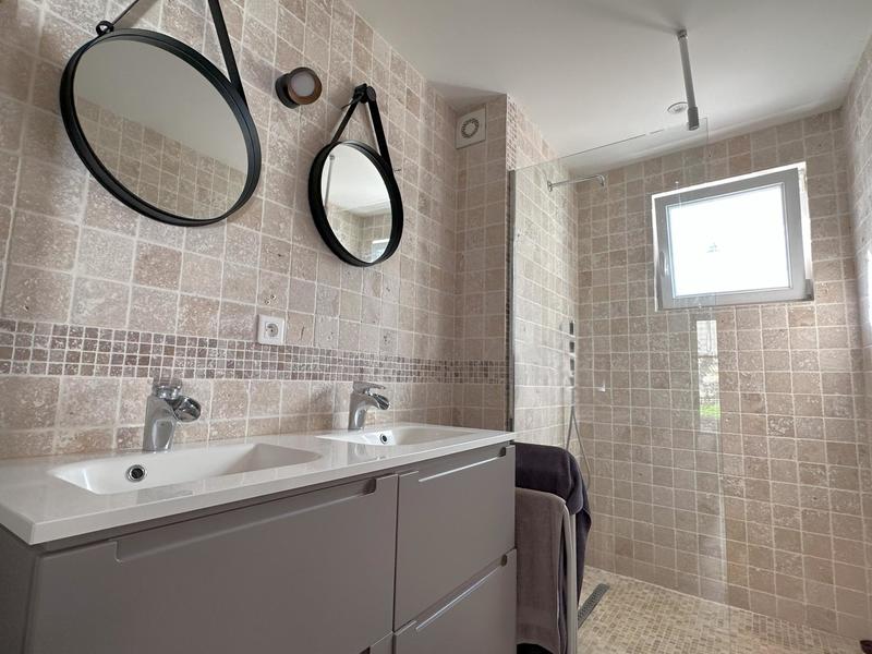 Maison - 190 m² - 6 pièces