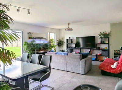 Maison - 77 m² - 4 pièces