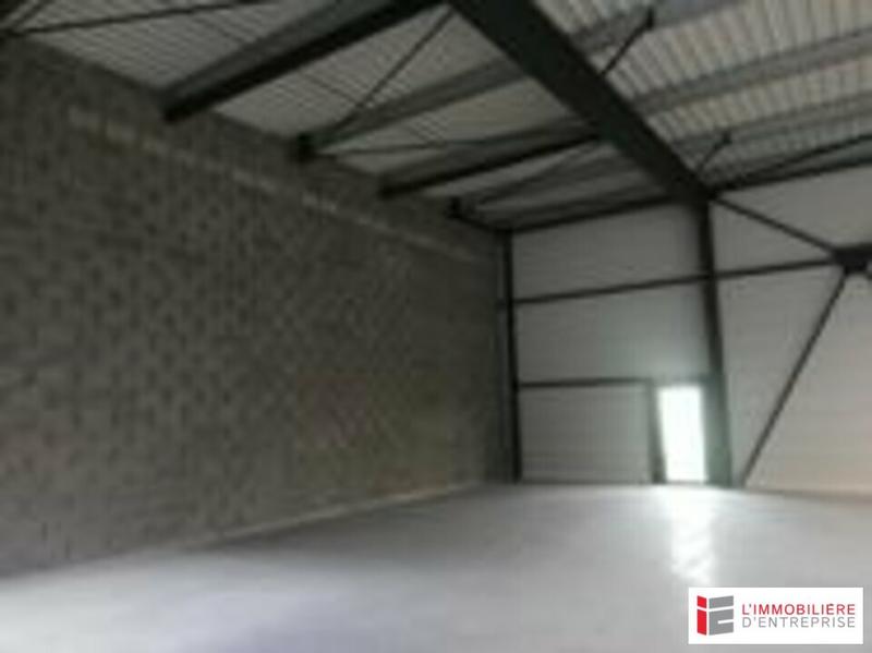 Local d'activité / Entrepôt - 387 m²