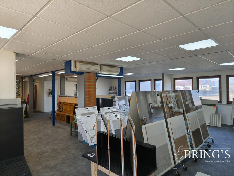 Local d'activités - 434 m²