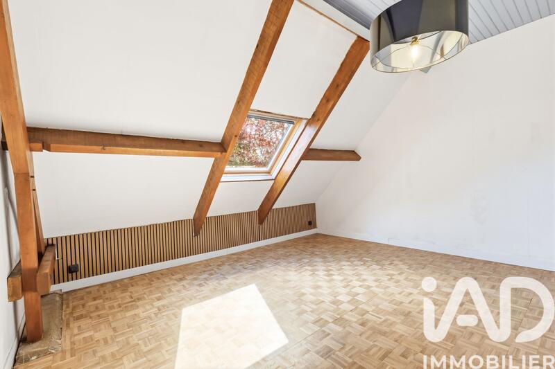 Maison - 159 m² - 8 pièces