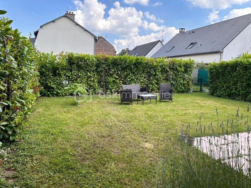 Maison - 94 m² - 5 pièces