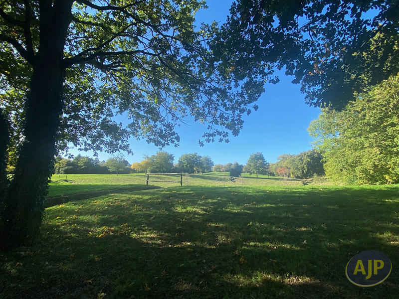 Maison - 161 m² - 8 pièces