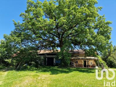 Maison - 214 m² - 6 pièces