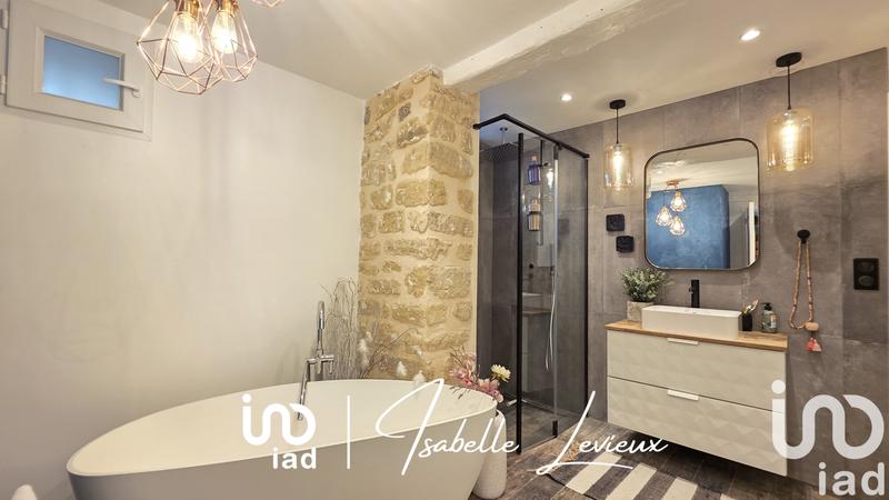 Maison - 200 m² - 8 pièces