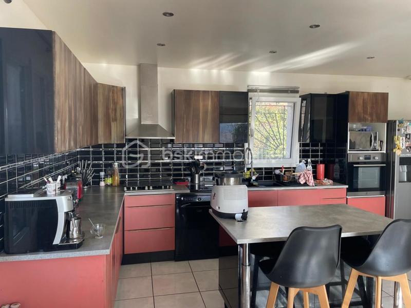 Maison traditionnelle - 106 m² - 5 pièces