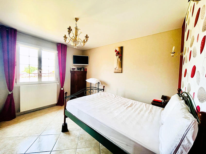 Villa - 195 m² - 8 pièces