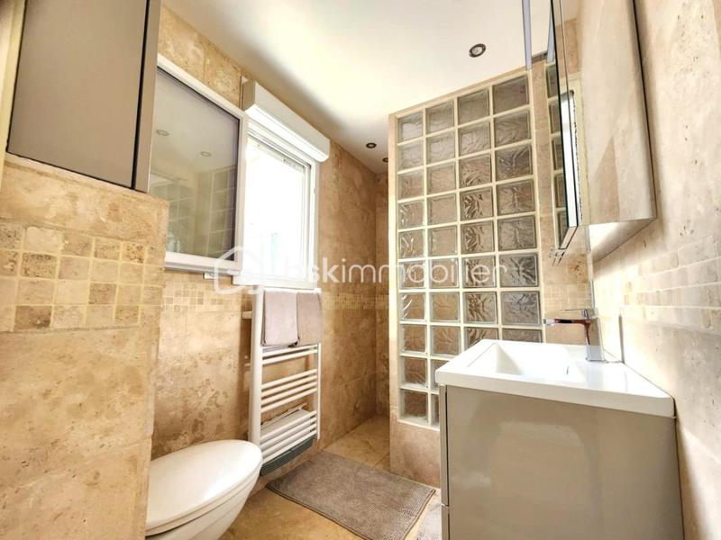 Villa - 160 m² - 5 pièces