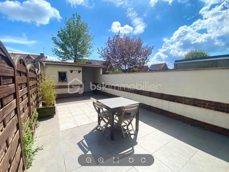 Maison - 83 m² - 6 pièces