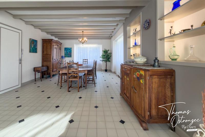 Maison - 600 m² - 15 pièces