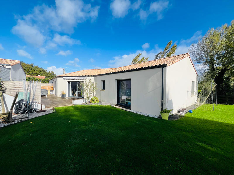 Maison - 137 m² - 5 pièces