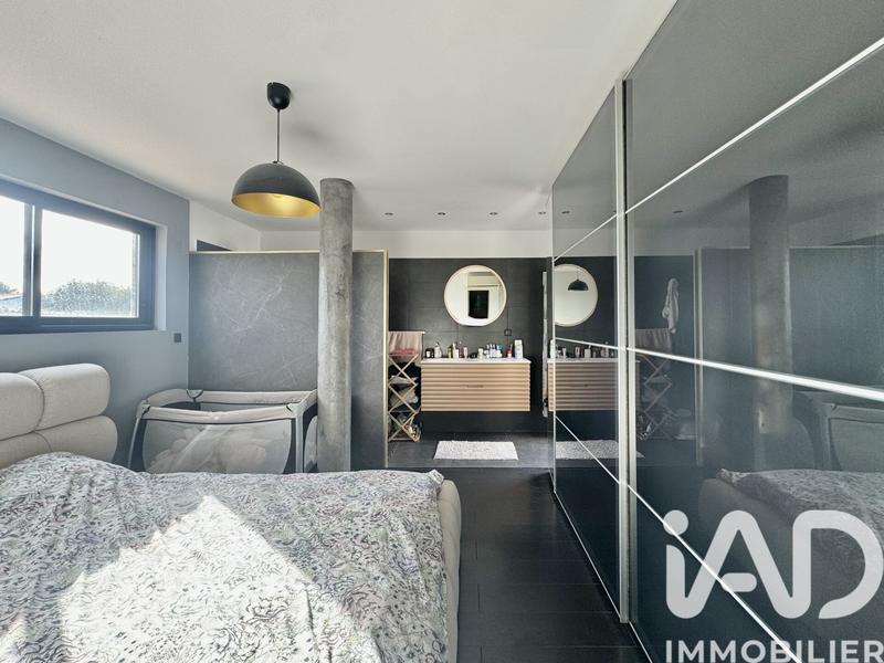 Maison - 136 m² - 5 pièces