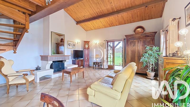 Maison - 176 m² - 7 pièces