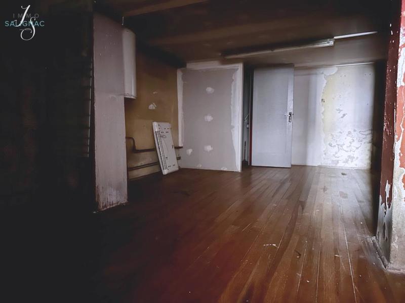 Bureau - 130 m² - 5 pièces