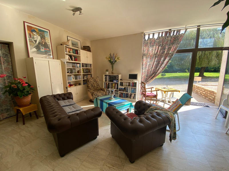 Maison - 227 m² - 8 pièces