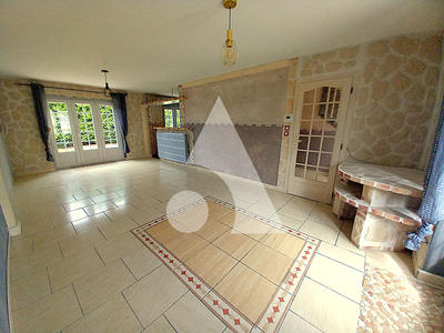 Maison - 82 m² - 5 pièces