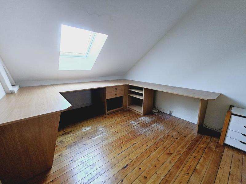 Maison - 200 m² - 8 pièces