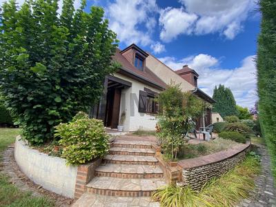 Maison - 111 m² - 5 pièces