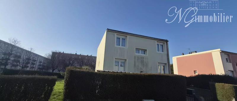 Maison - 100 m² - 7 pièces