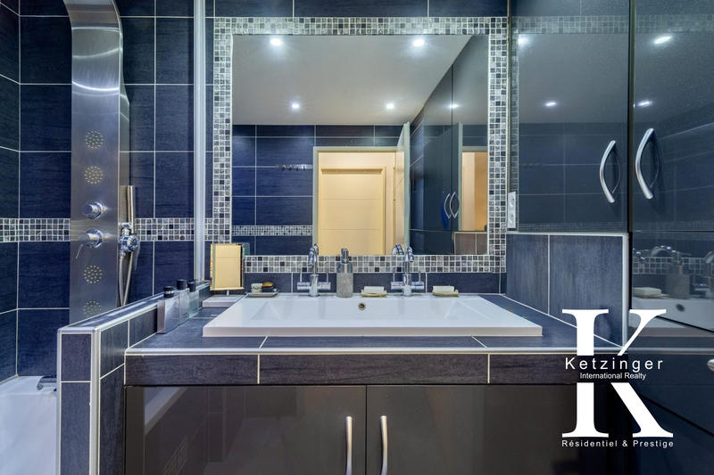 Duplex - 93 m² - 4 pièces